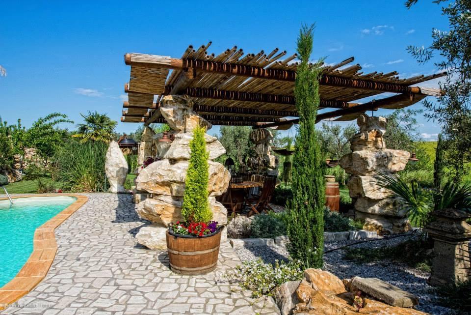 Il Giardino Dei Flintstones B&B เชร์เวเตรี ภายนอก รูปภาพ
